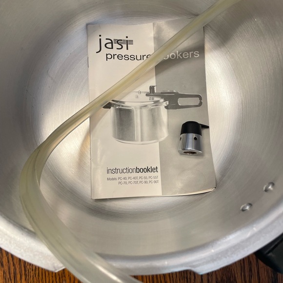JASI PRESSURE COOKER. Brand new with manual - Picture 3 of 5